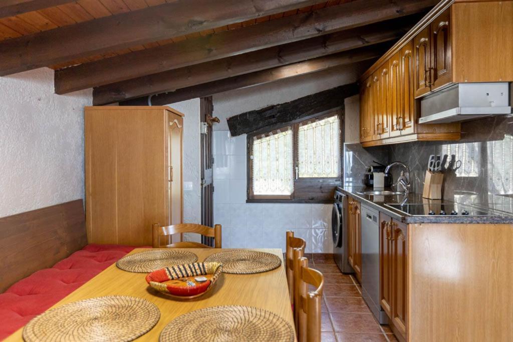 Apartamentos El Coritu Nieda Extérieur photo