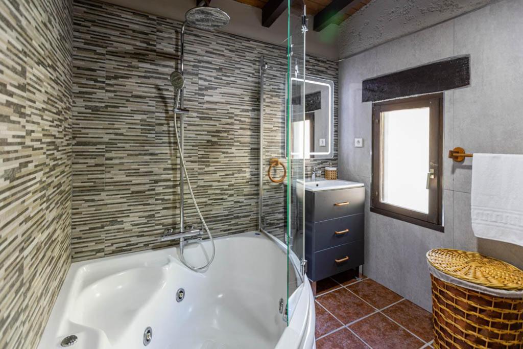 Apartamentos El Coritu Nieda Extérieur photo